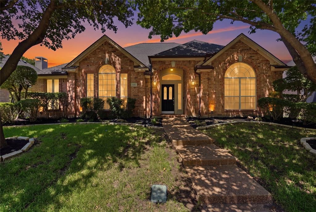 1432 Lone Star Court
