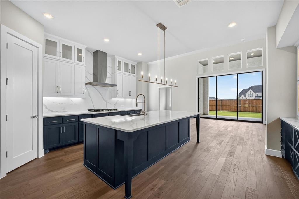 3201 Midnight Dream Court