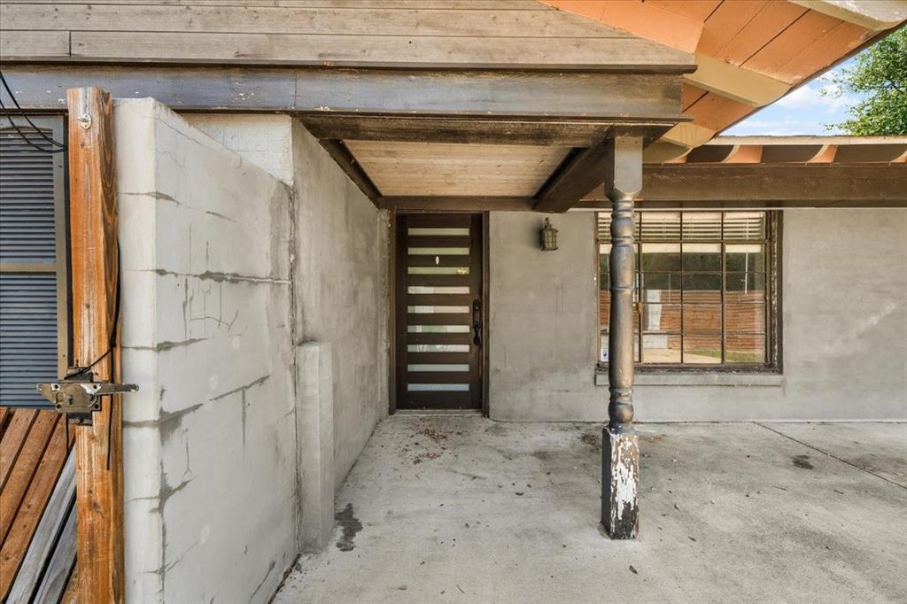 6817 Simmons Road