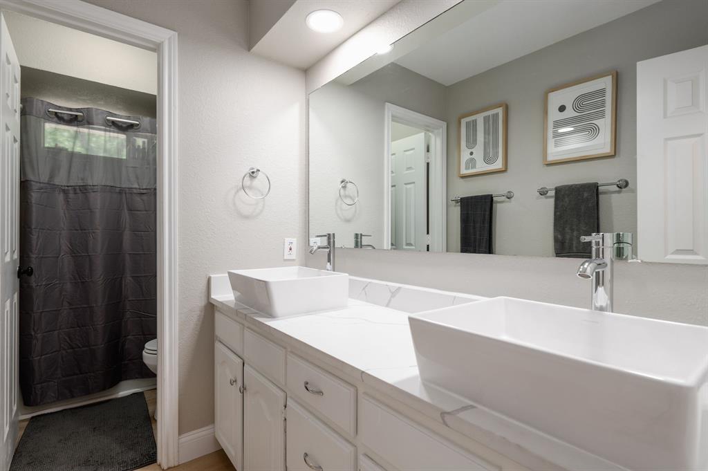 Oakcreek Estates - Residential