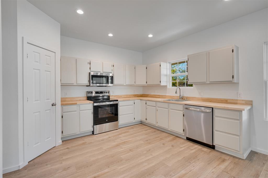 G W Morris - Residential