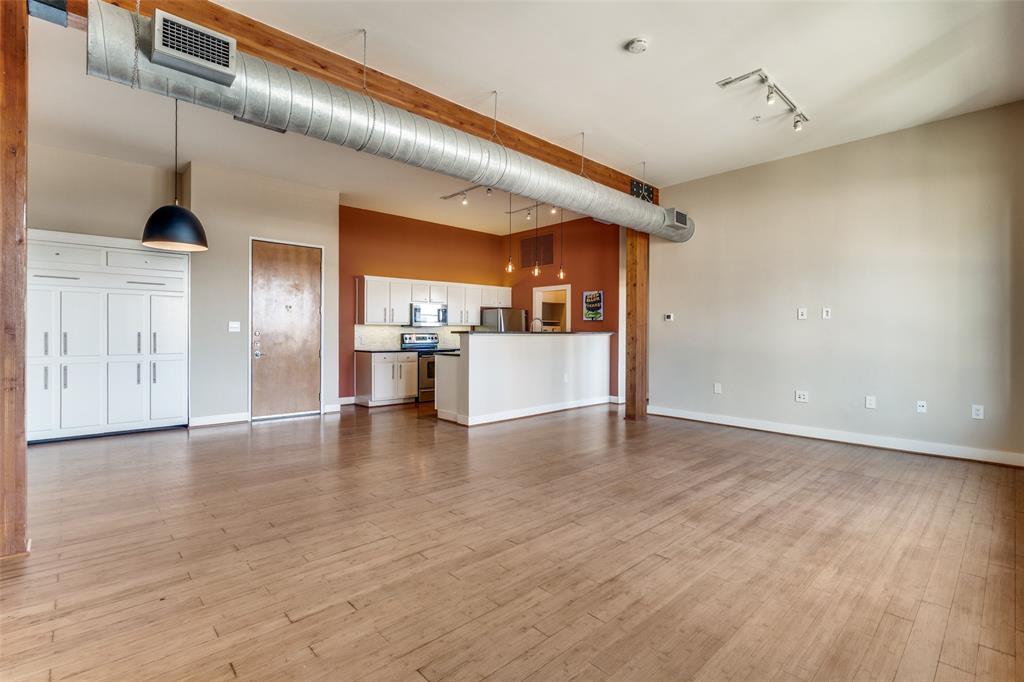 Live Oak Lofts Condo - Residential