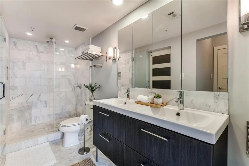 Live Oak Lofts Condo - Residential