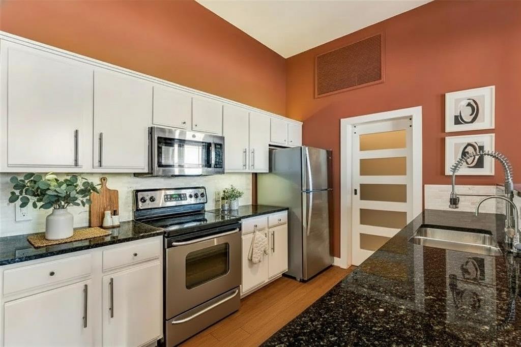 Live Oak Lofts Condo - Residential