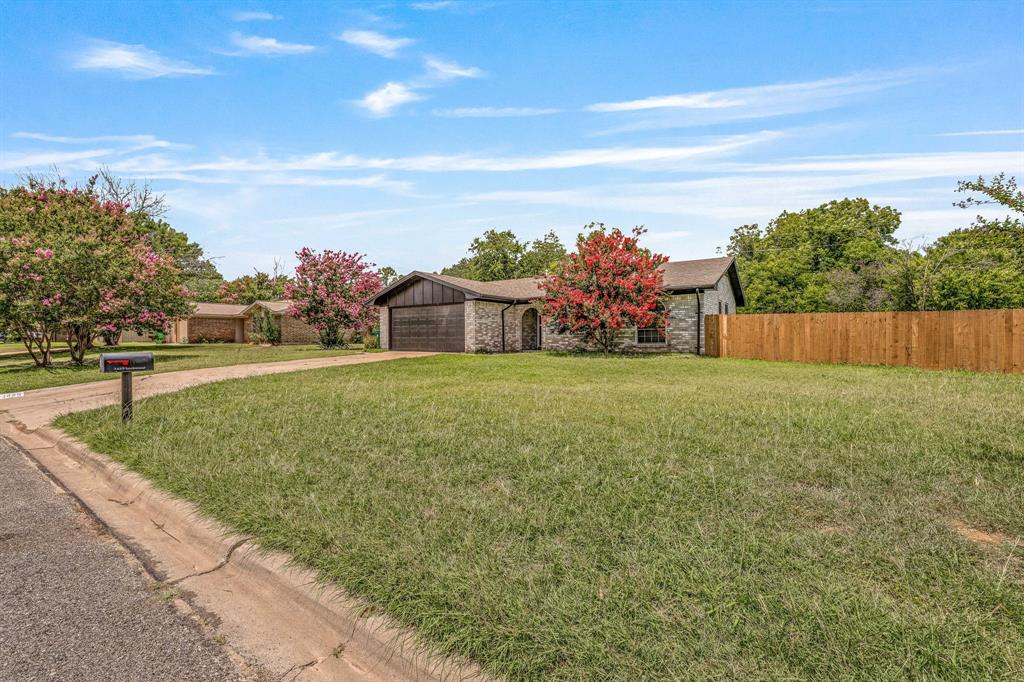 1425 Lockwood Drive