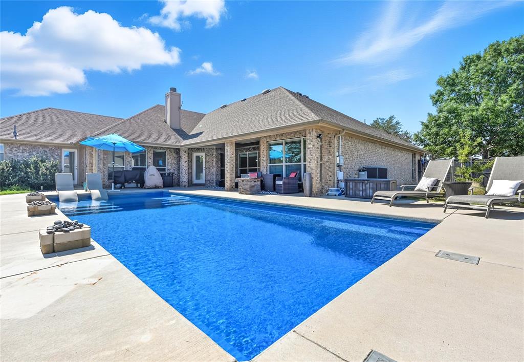 Nevada, Texas 75173, United States, 5 Bedrooms Bedrooms, ,3 BathroomsBathrooms,Residential,Active,228900