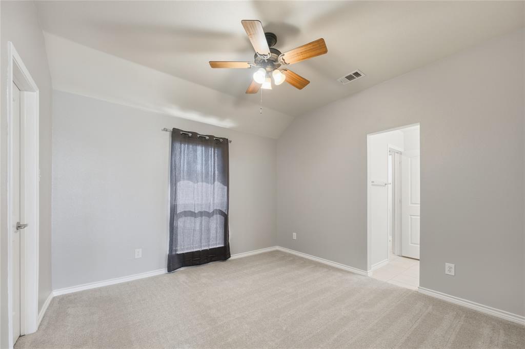 Nevada, Texas 75173, United States, 5 Bedrooms Bedrooms, ,3 BathroomsBathrooms,Residential,Active,228900