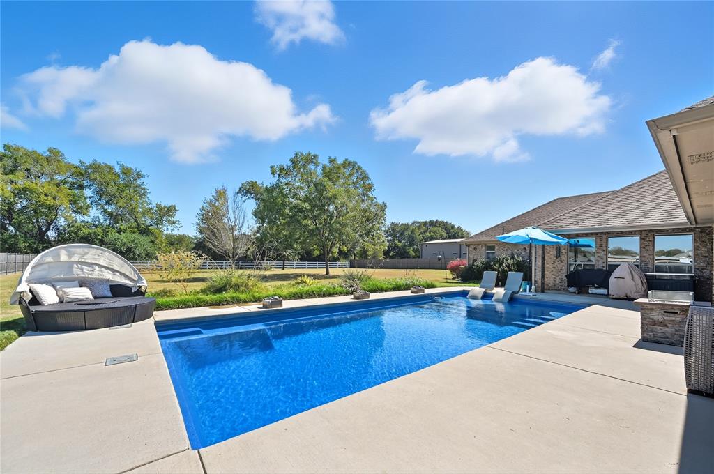 990 Harmony Circle
