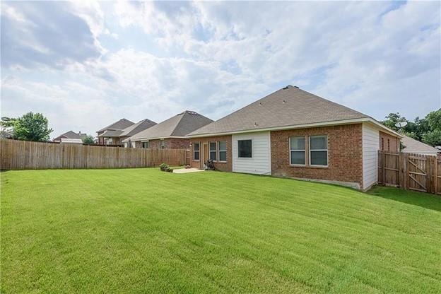 Woodridge Estates Ph One - Residential Lease