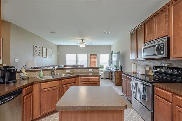 Woodridge Estates Ph One - Residential Lease