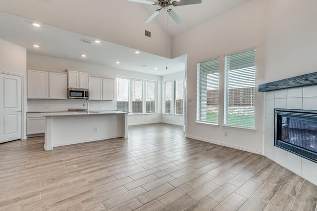 1033 Rosebay Drive
