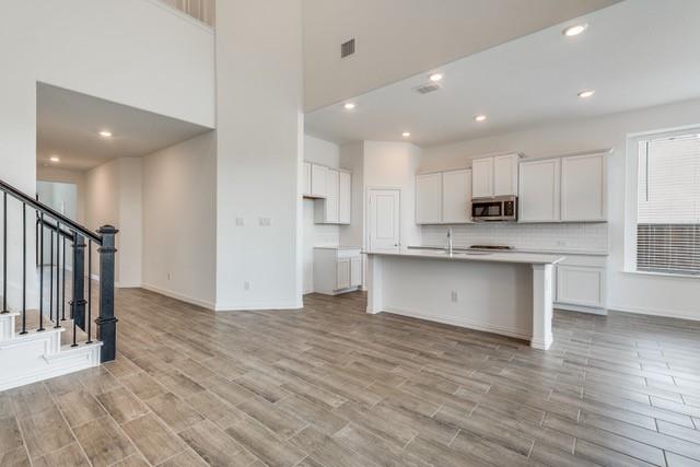 1033 Rosebay Drive