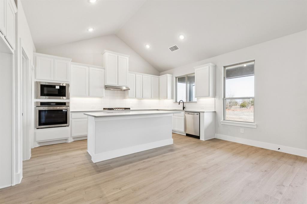 Ellis Ranch Estates - Residential