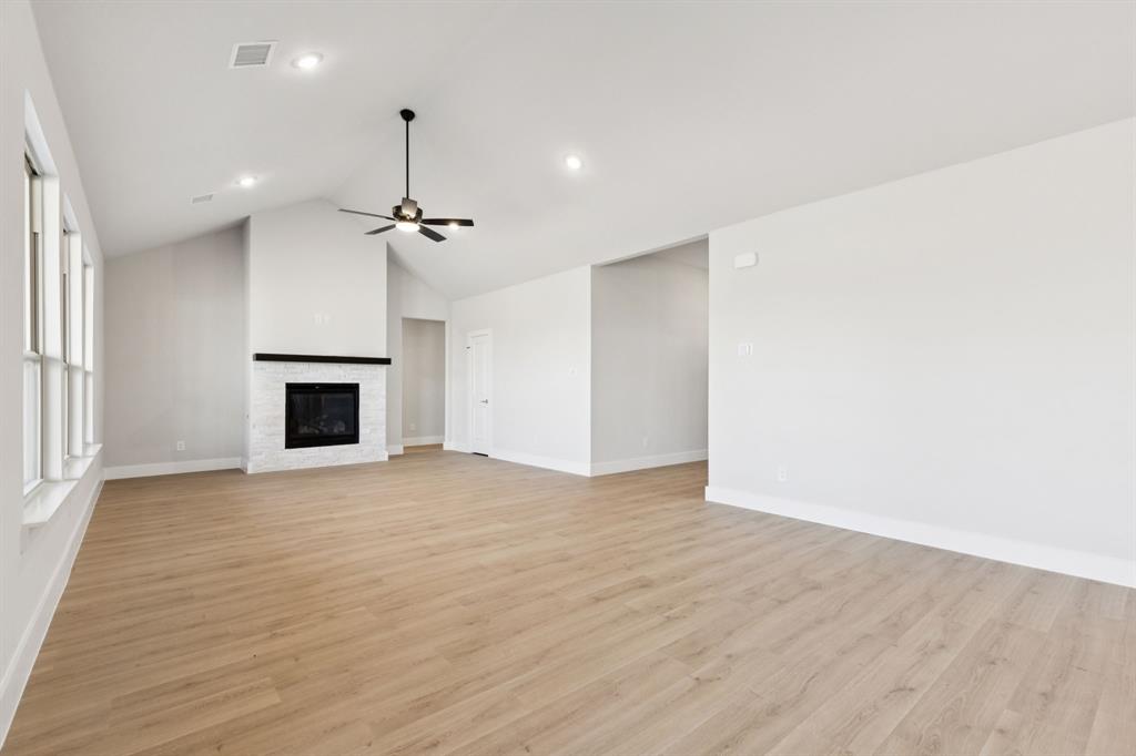 Ellis Ranch Estates - Residential