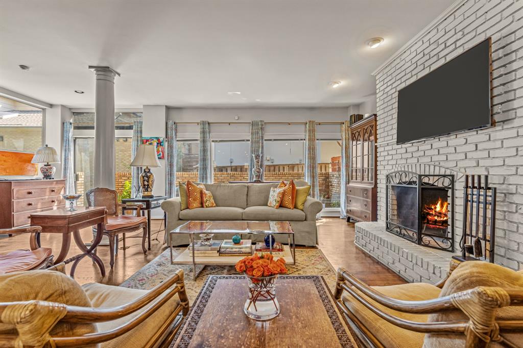 2129 Fountain Square Drive
