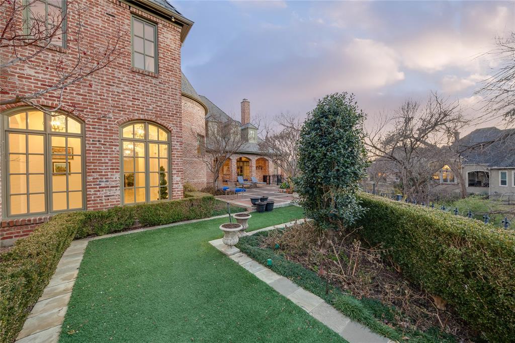 Lake Forest Ph A-R2 BLK - Residential