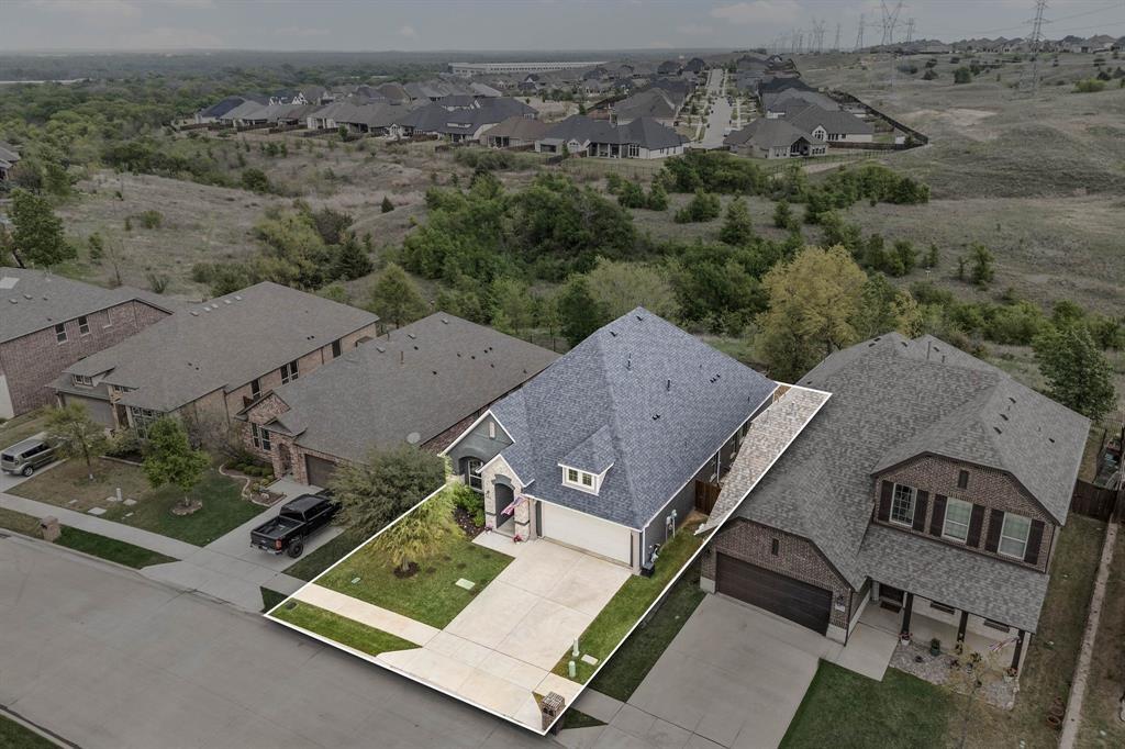 15500 Pioneer Bluff Trail