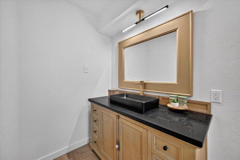 Tiny photo for 906 Pinedale Lane, Dallas, TX 75241 (MLS # 21396562)