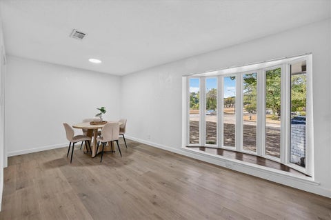 Tiny photo for 906 Pinedale Lane, Dallas, TX 75241 (MLS # 21396562)