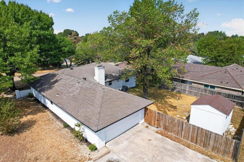 Tiny photo for 906 Pinedale Lane, Dallas, TX 75241 (MLS # 21396562)
