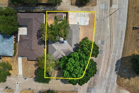 Tiny photo for 906 Pinedale Lane, Dallas, TX 75241 (MLS # 21396562)