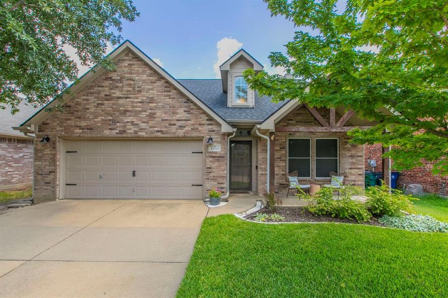 HONEY STOP THE CAR! THIS ADORABLE HOME IS NESTLED IN THE HIGHLY SOUGHT AFTER SUBDIVISION OF COUNTRY MEADOWS WITH A PRIME LOCATION TO ALL THE WONDERFUL SHOPPING, RESTAURANTS AND EASY ACCESS TO HWY-287 AND I-35 AND HWY-77! THE HOME OFFERS 3 BEDROOMS 2 FULL BATHROOMS AND AN OFFICE WITH BEAUTIFUL BUILT-INS. THE HOME BOASTS AND OPEN FLOORPLAN WITH A WOOD BURNING FIREPLACE IN THE LIVING ROOM AND THE KITCHEN OFFERS A CLEAN AND INVITING DESIGN. SITING ON A BEAUTIFULLY LANDCAPED, MANICUCRED LOT, THE COVERED FRONT AND BACK PORCHES ALONG WITH AN ADDITIONAL SEATING AREA IN THE BACKYARD, MAKE THIS HOME PERFECT FOR ENTERTAINING FAMILY AND FRIENDS. COME TOUR THIS HOME AND SEE FOR YOURSELF THE ATTENTION TO DETAIL AND PRIDE IN OWERNSHIP MAKES THIS HOME TRULY SPECIAL AND READY FOR YOU. CALL THE LISTING AGENT TODAY FOR A PRIVATE SHOWING OF THIS MOVE IN READY HOME!