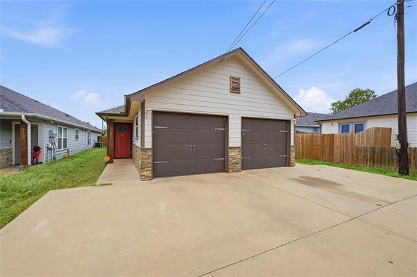 615 E CARTER ST # 617, SHERMAN, TX 75090 - Image b0ccf0b5fedfb2fa063e7bf2be71956b/1503393