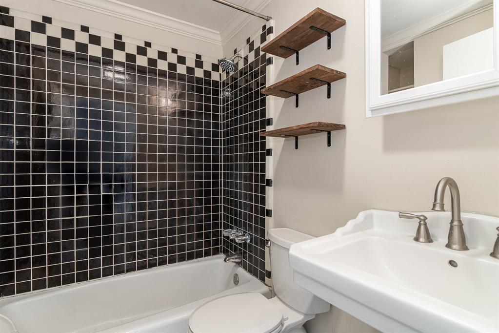 Peaks Sub - Residential Lease