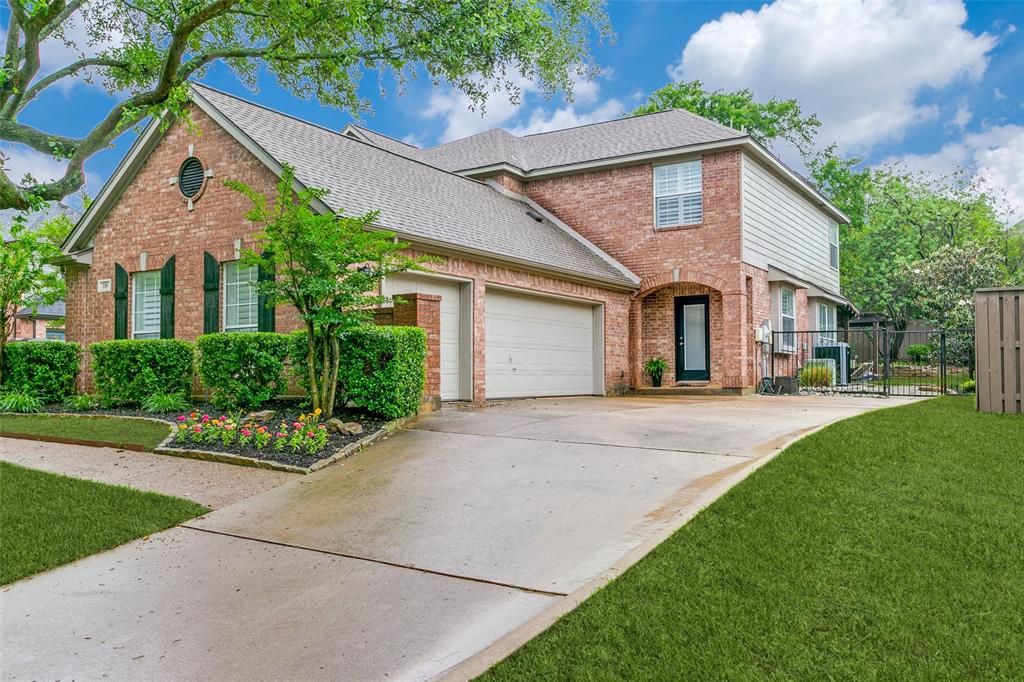 719 Inwood Drive
