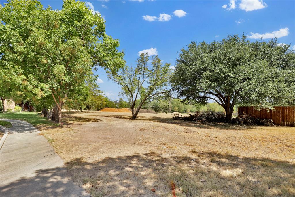 4813 Black Court