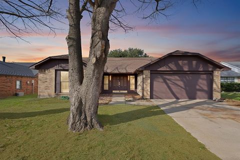 3100 Wintersmith Drive Arlington TX 76014