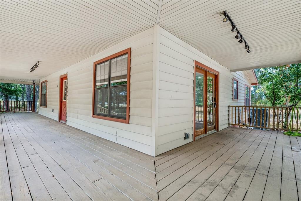 8741 County Road 863