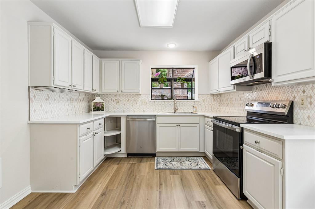 3916 Capricorn Court