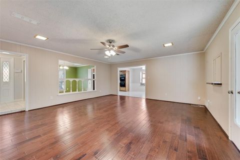 Tiny photo for 13026 Halwin Circle, Dallas, TX 75243 (MLS # 21101850)