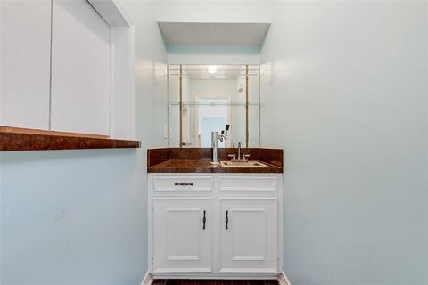 Tiny photo for 13026 Halwin Circle, Dallas, TX 75243 (MLS # 21101850)