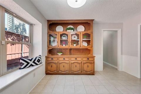 Tiny photo for 13026 Halwin Circle, Dallas, TX 75243 (MLS # 21101850)