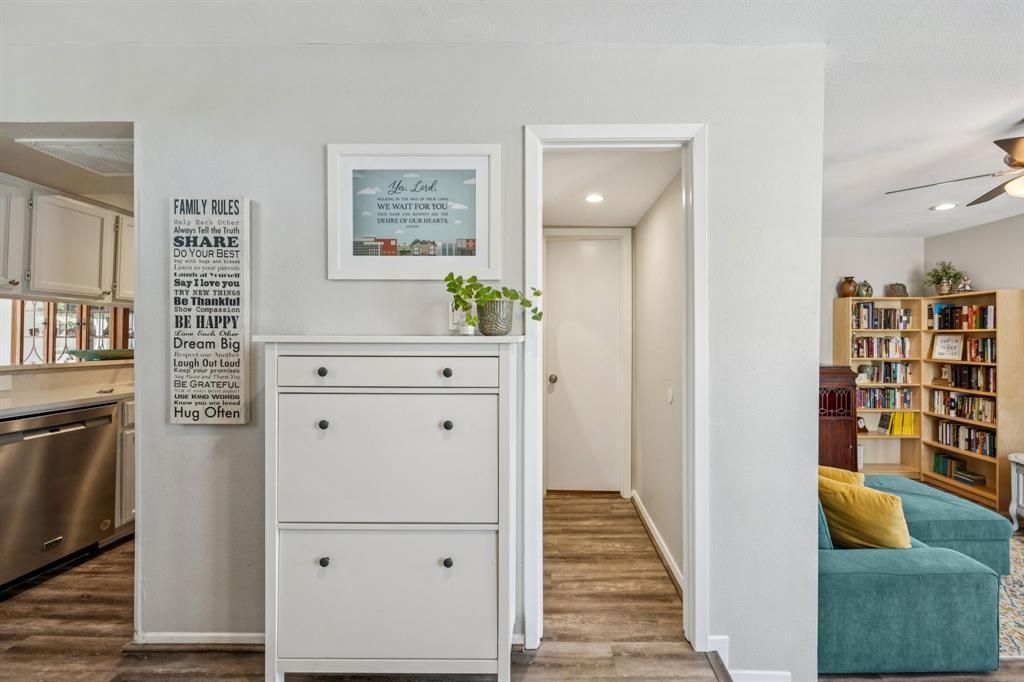 Old Vickery Square Twnhms Condos - Residential Lease