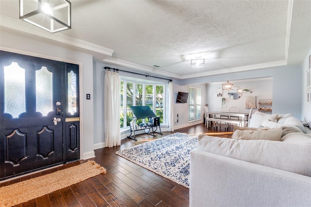 6121 Chesley Lane