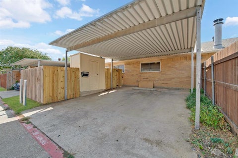 Tiny photo for 4 E Mountain Creek Court #11, Grand Prairie, TX 75052 (MLS # 21397075)