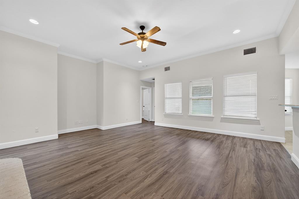 Quinlan Oaks - Residential