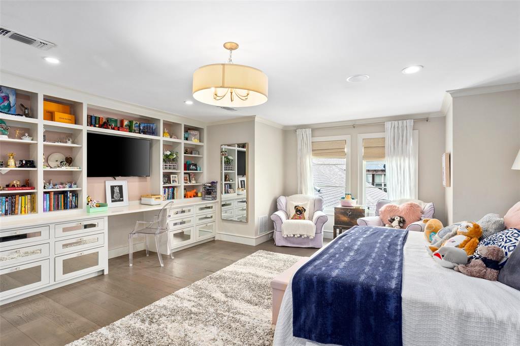 Chamberlain Arlington Heights 1st - Residential