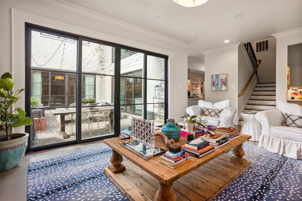 Chamberlain Arlington Heights 1st - Residential