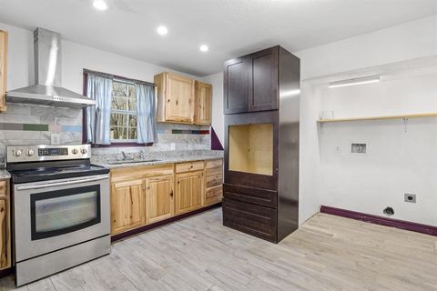 Tiny photo for 338 N County Road 3010, Mount Pleasant, TX 75455 (MLS # 21197738)