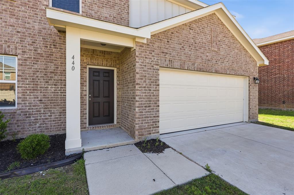 440 Canoe Way