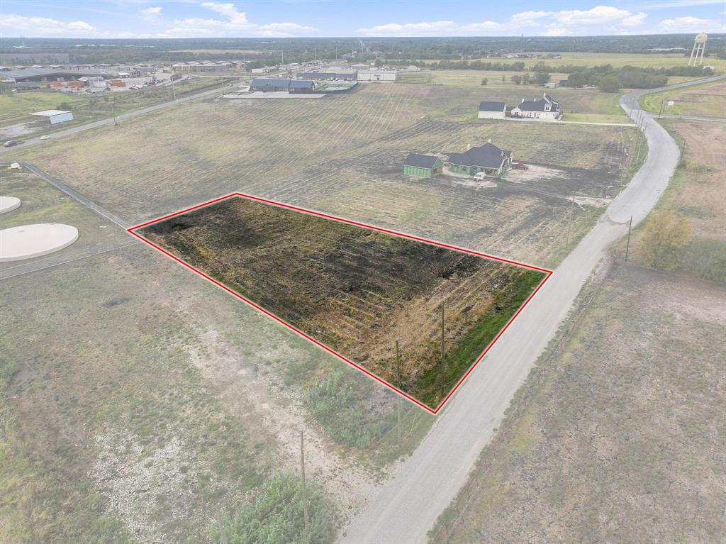 1887 County Road 2162