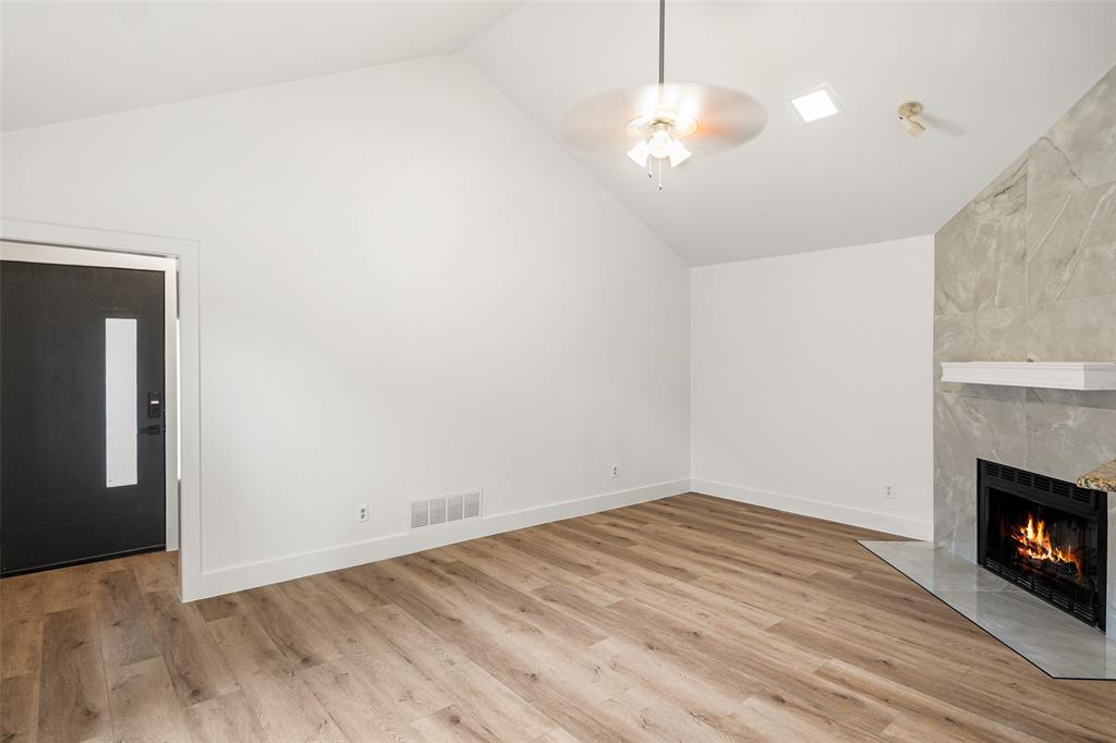 Morningside 4 Ph B - Residential Lease