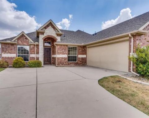 2184 Liriope Lane Waxahachie TX 75165