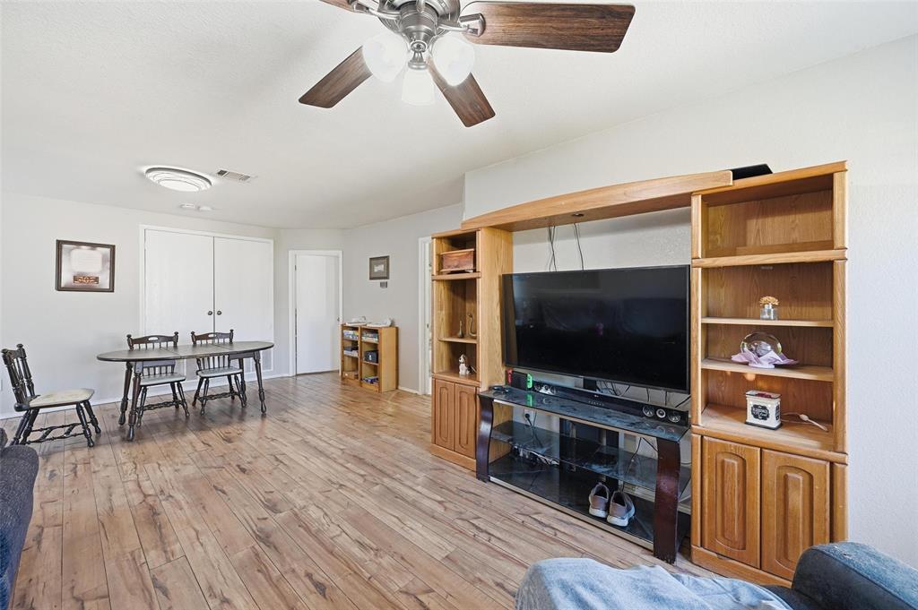 Vista Oak - Residential