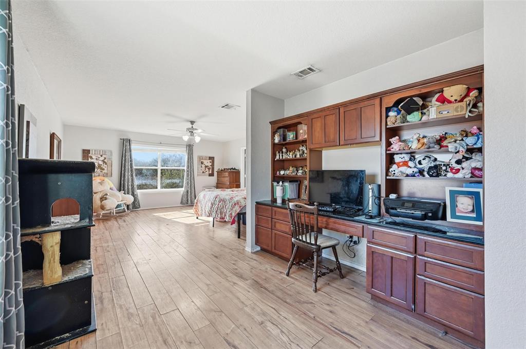 Vista Oak - Residential