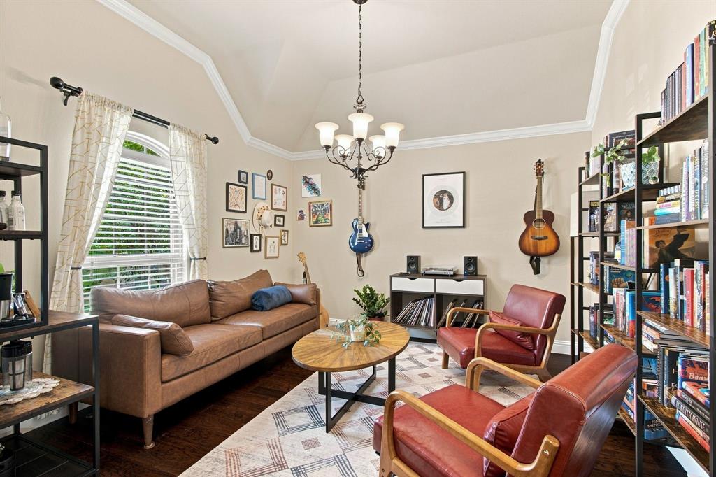 6828 Flicker Lane